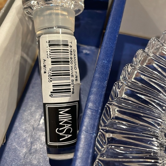 Mikasa Diamond Fire Wine set - coaster holder and grape stopper - pillar… - Picture 2 of 8